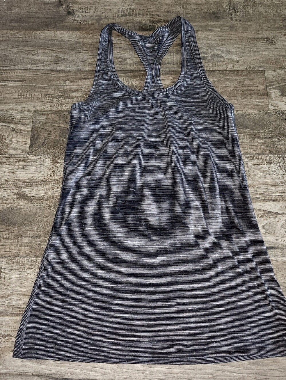 Lululemon Nulu Tank